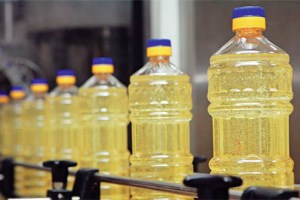 Украина увеличила в производство подсолнечного масла на 20% в 2016
